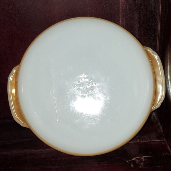 Vintage Fire King Baking Dish with Lid 8" - Picture 9 of 11
